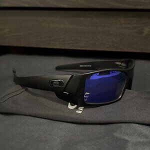 Oakley Gascan Mens Sunglasses 9014 Blue Reflective Lenses